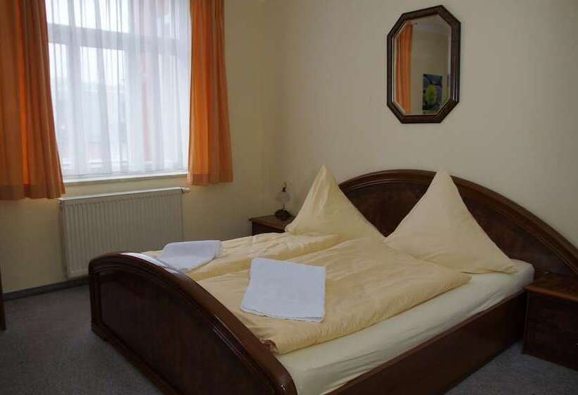 בית מלון כפרי Ratskeller Thum