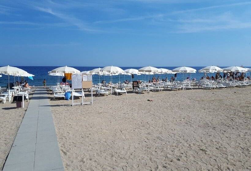 Отель Resort Park Village