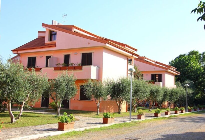 Отель Resort Park Village