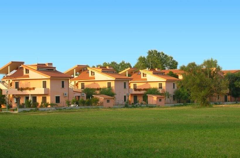 Отель Resort Park Village