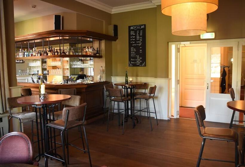 ホテル Restaurant La Sonnerie