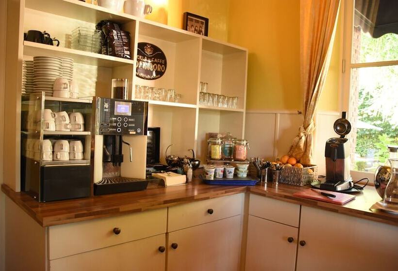 ホテル Restaurant La Sonnerie