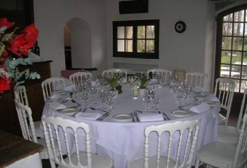ホテル Restaurant Le Moulin De La Camandoule