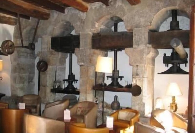 ホテル Restaurant Le Moulin De La Camandoule