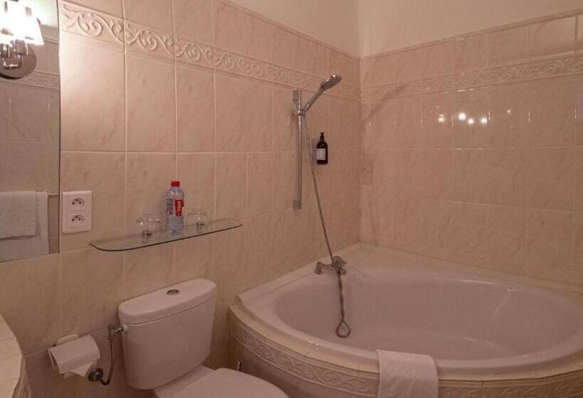 ホテル Restaurant Le Moulin De La Camandoule