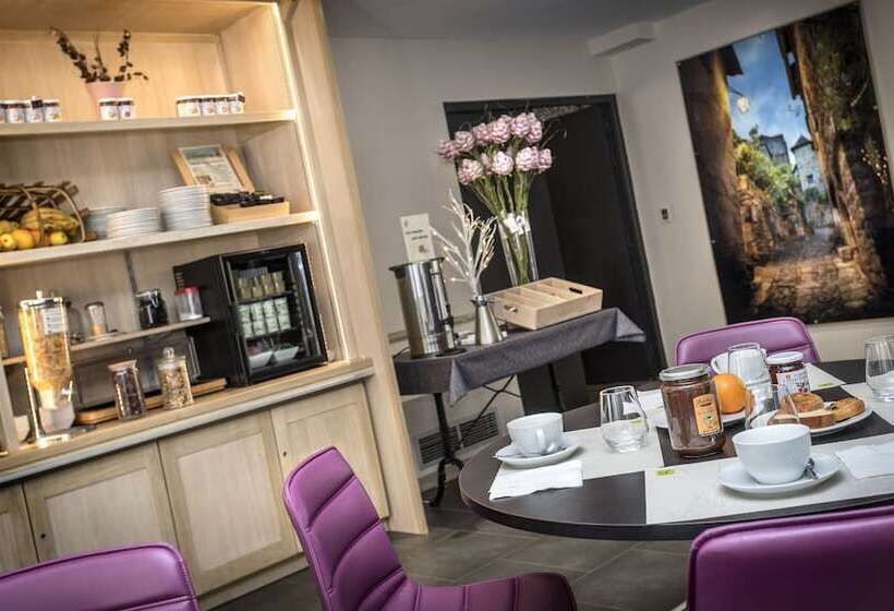 فندق Hôtel Restaurant Les 2 Rives   Logis Hôtels