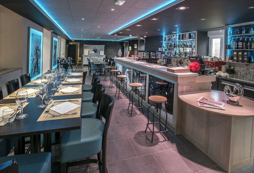 فندق Hôtel Restaurant Les 2 Rives   Logis Hôtels