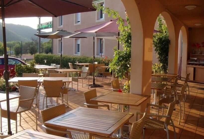 Отель Restaurant Les Chataigniers