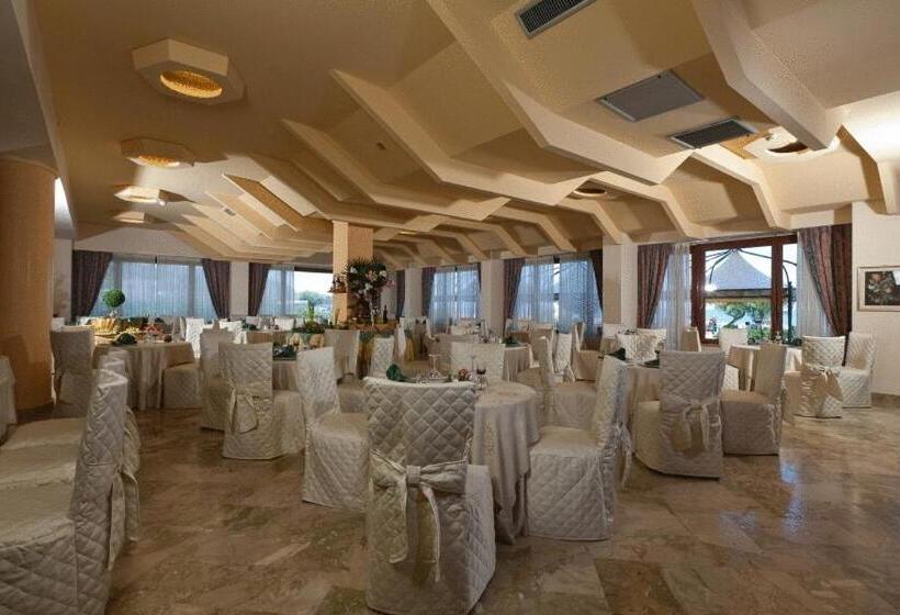 호텔 Riva Del Sole