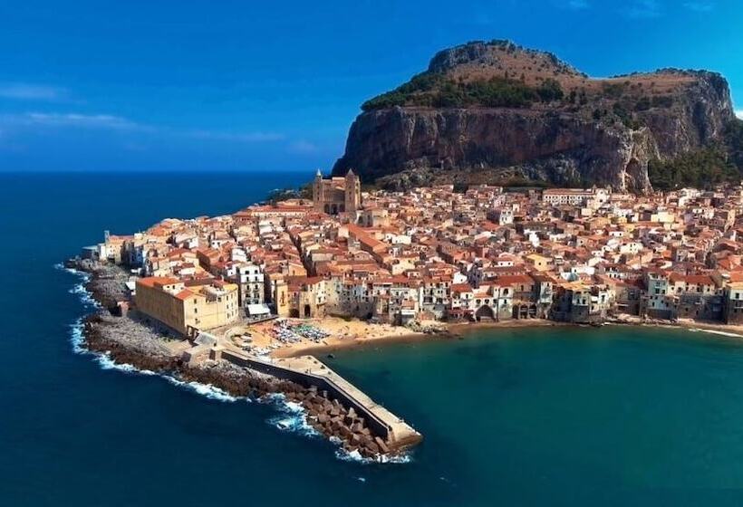 호텔 Riva Del Sole