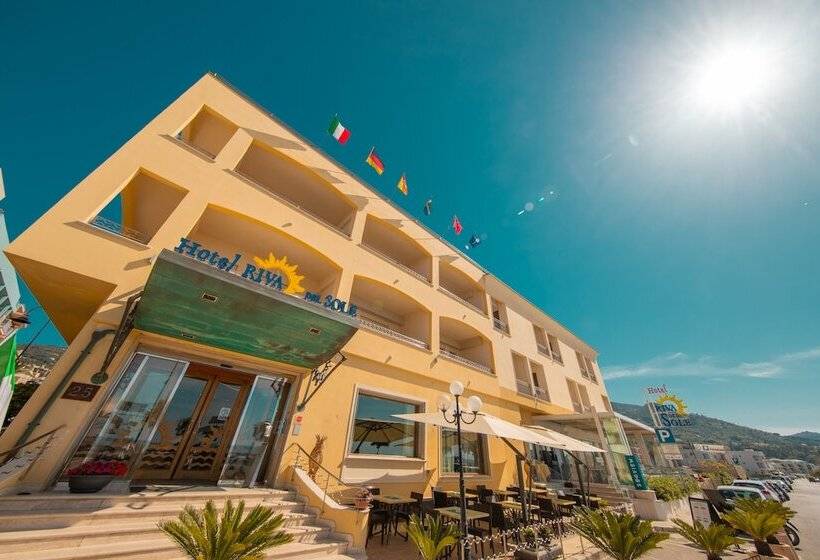 호텔 Riva Del Sole