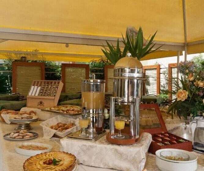 호텔 Riva Del Sole