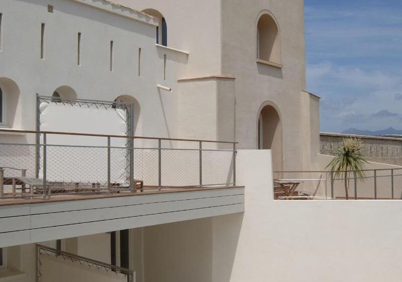 Отель Spa Genovese