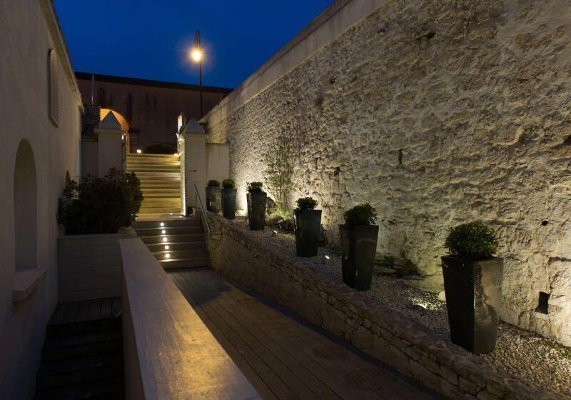 Отель Spa Genovese