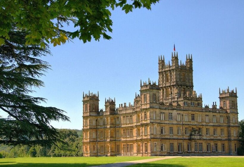 Отель The George & Horn Near Newbury