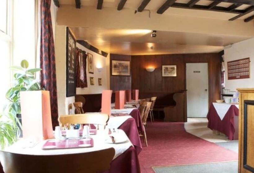 Отель The George & Horn Near Newbury