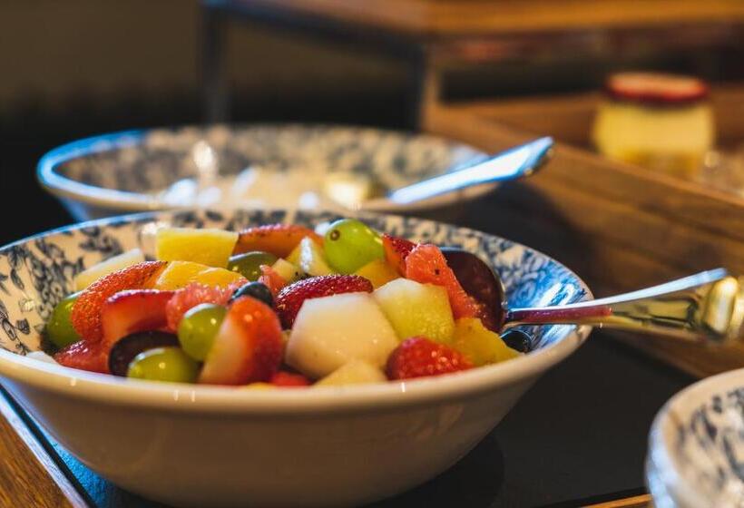 ホテル The Highdown – Brunning And Price