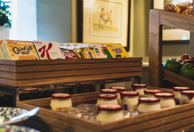 Hotel The Highdown – Brunning And Price