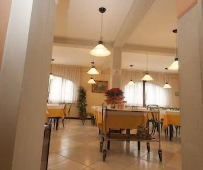 בית מלון כפרי The Marquee