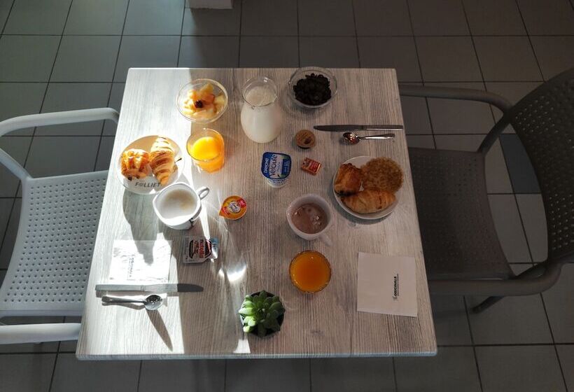 酒店 The Originals Access, Hôtel Les Iris, Bercksurmer