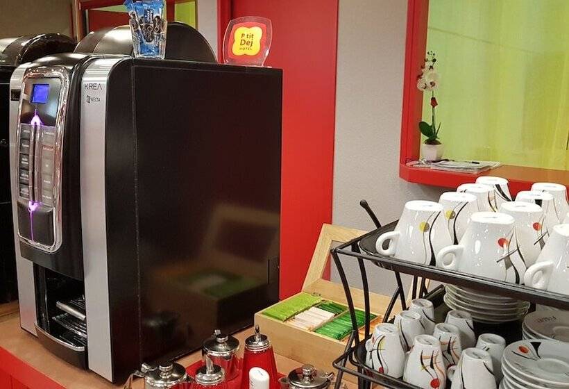 Отель The Originals Access, Hôtel Les Iris, Bercksurmer