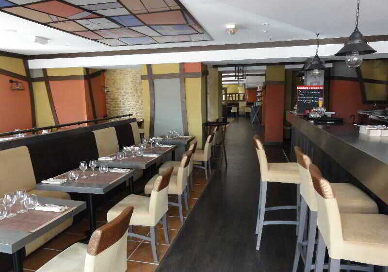 호텔 The Originals City, Hôtel Le Coeur D Or, Sedan Est