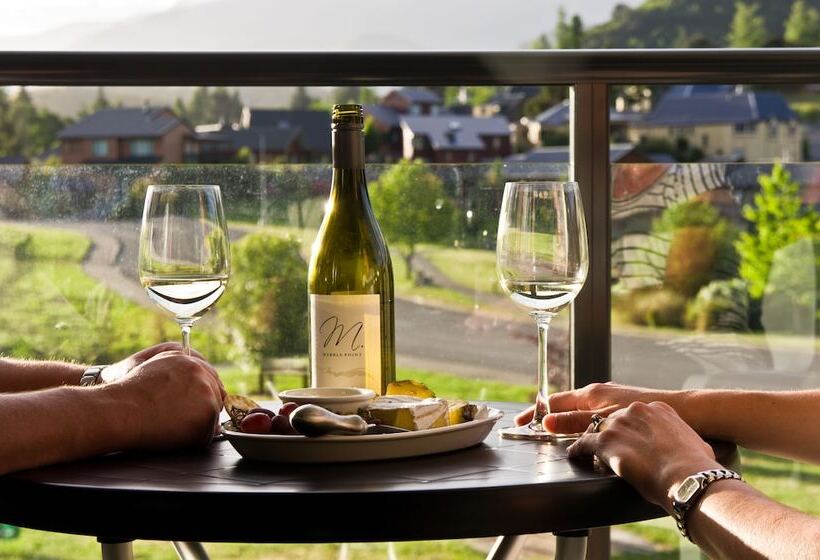 호텔 The St James Premium Accommodation