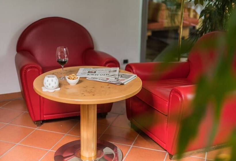 בית מלון כפרי Tubris