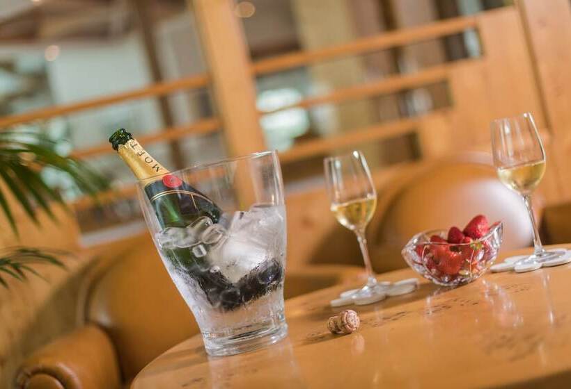 בית מלון כפרי Tubris