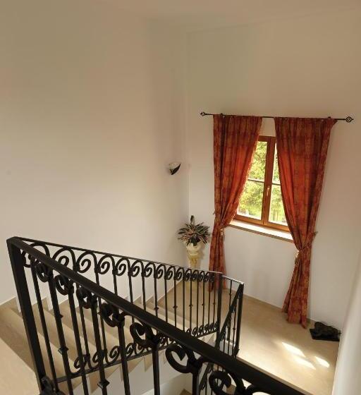 בית מלון כפרי U Krále