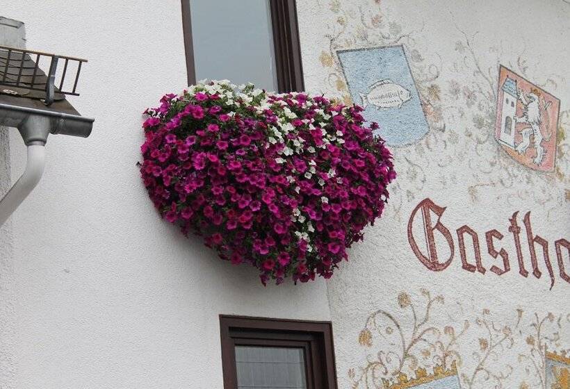 Landgasthof Hotel Zur Linde Im Taunus