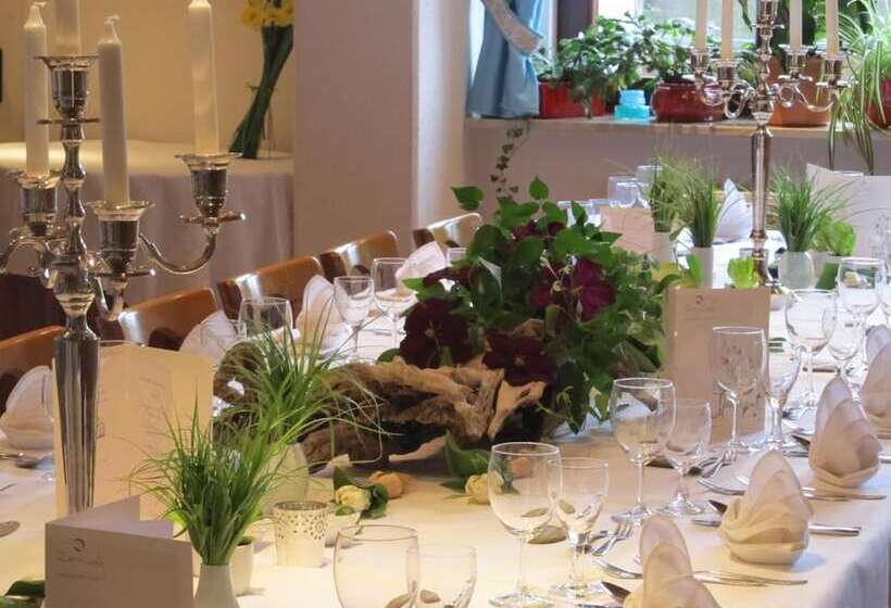Landgasthof Hotel Zur Linde Im Taunus