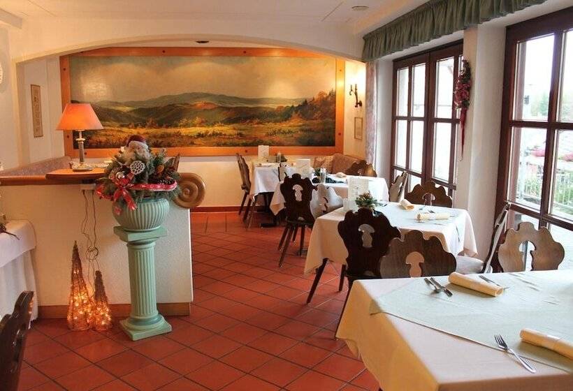 Landgasthof Hotel Zur Linde Im Taunus