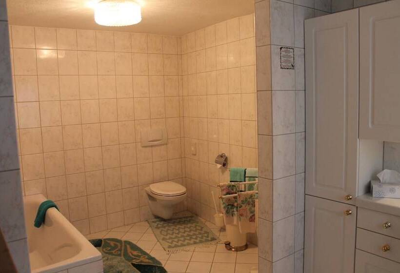 Landgasthof Hotel Zur Linde Im Taunus