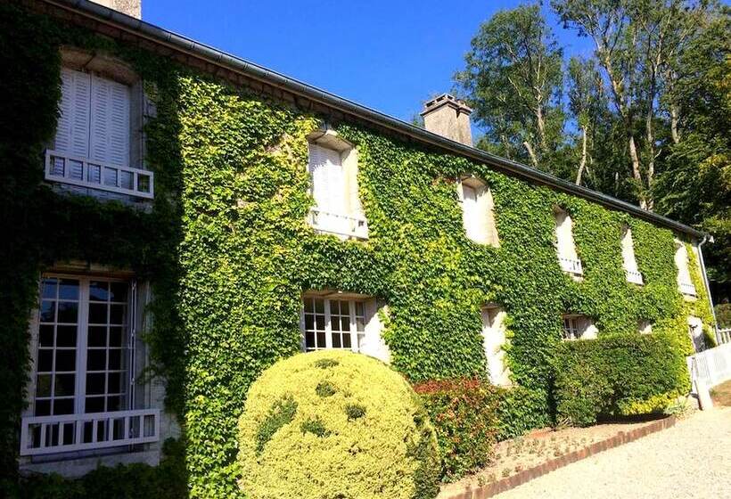 Logis Hotel La Grange Du Relais