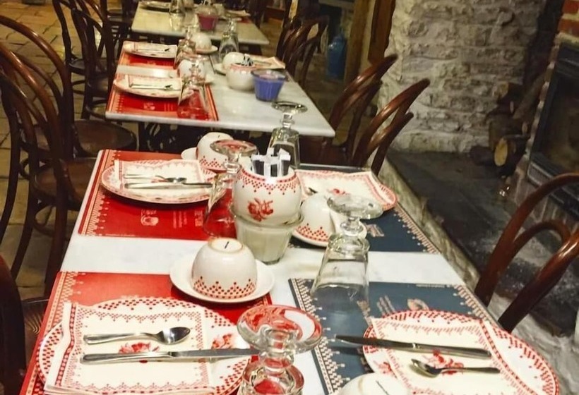 Logis Hotel La Grange Du Relais