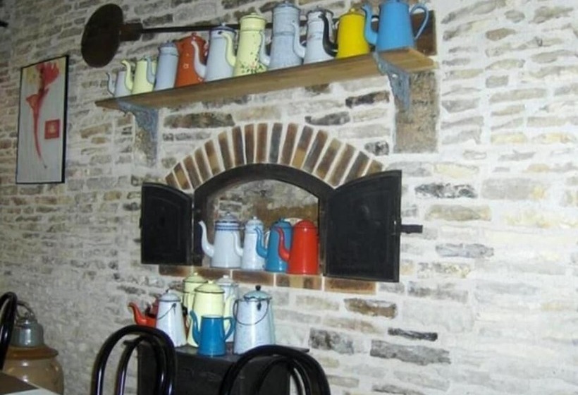 Logis Hotel La Grange Du Relais