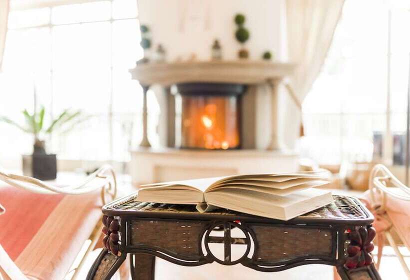 Majestic Hotel & Spa Resort