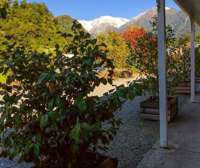 فندق على الطريق The Terrace