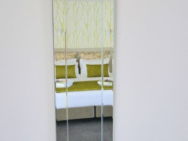 فندق على الطريق The Terrace