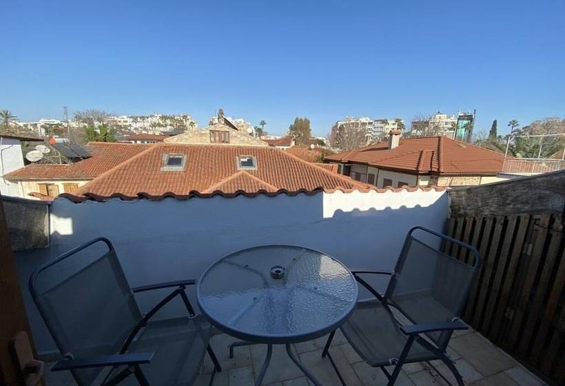 هتل Otantik Butik