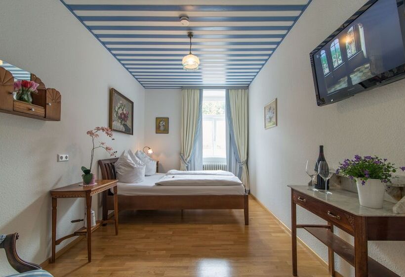 Пансион Goldener Adler Oberried Hotel & Appartements
