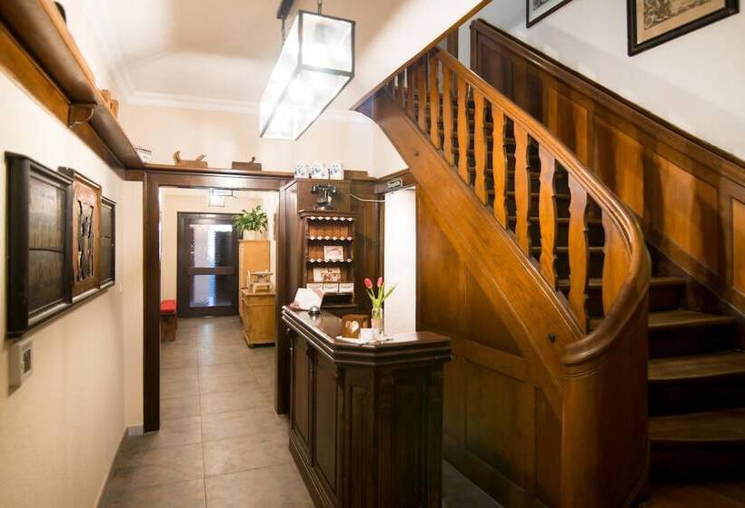 Пансион Goldener Adler Oberried Hotel & Appartements