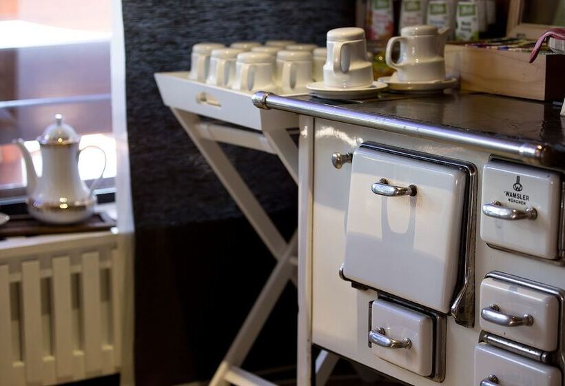 ペンション Landgasthof Hotel Pröll