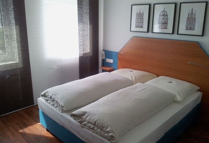 ペンション Landgasthof Hotel Pröll