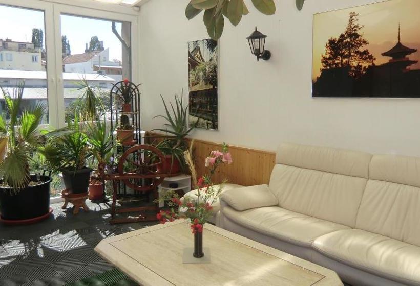 پانسیون Penzion Derivia