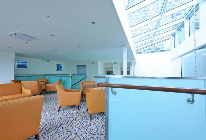 Rox Hotel Aberdeen By Compass Hospitality