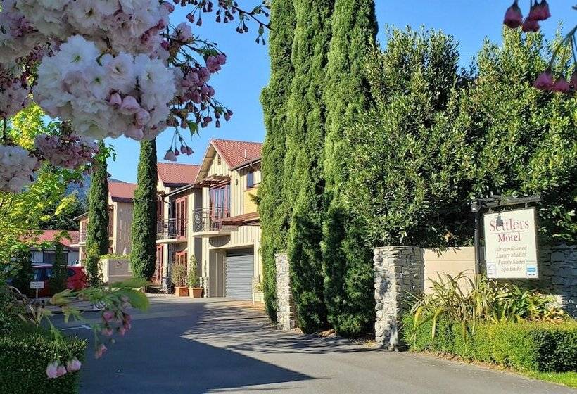 Settlers Boutique Motel