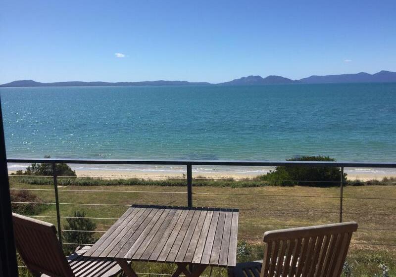 Swansea Beach Chalets