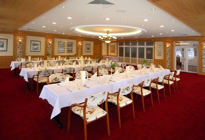 Villa Medici Hotel & Restaurant